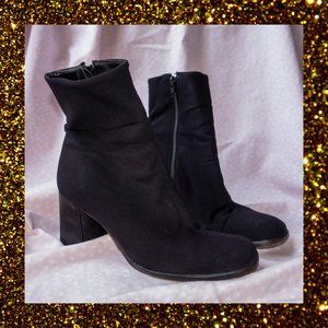 Nine West Black Zip Ankle Booties with Heel Sz 7